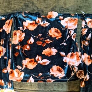 Rue 21 Navy Floral Velvet Off Shoulder V-Neck